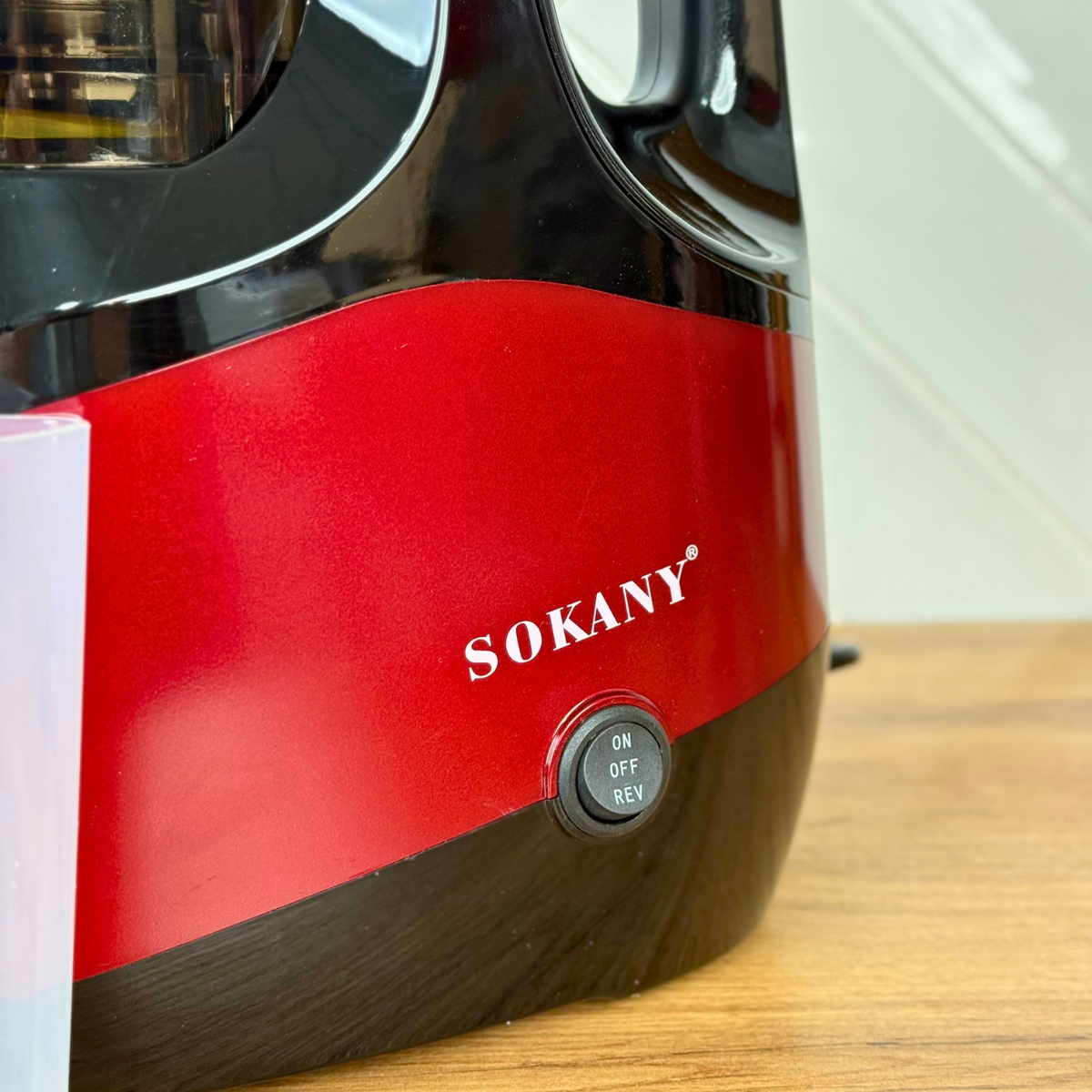 Побутова соковижималка SOKANY SK-01005, 800 Вт, з широкою горловиною, для свіжих соків, 1 л